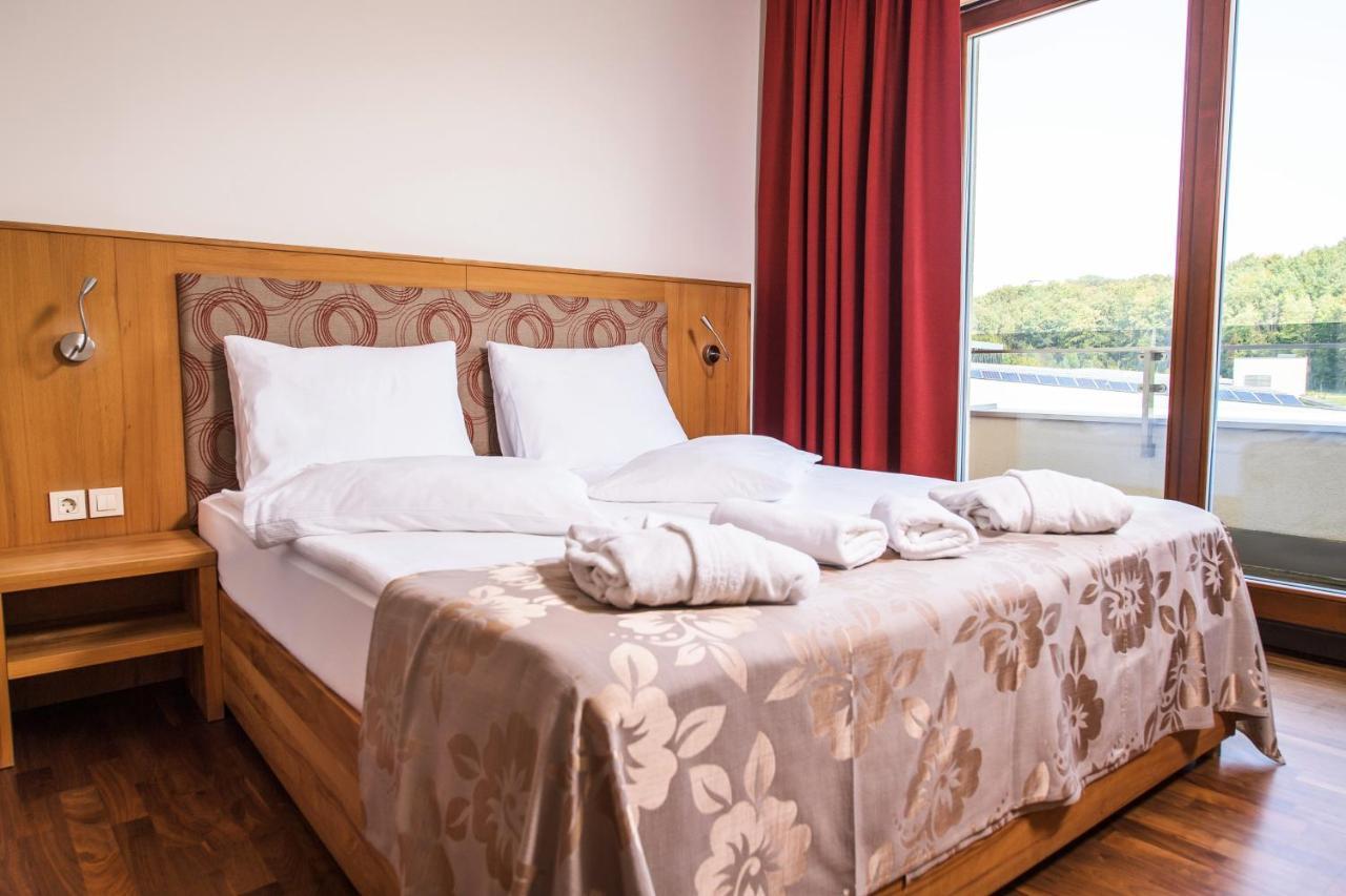Hotel Bioterme Mala Nedelja リュトメル エクステリア 写真